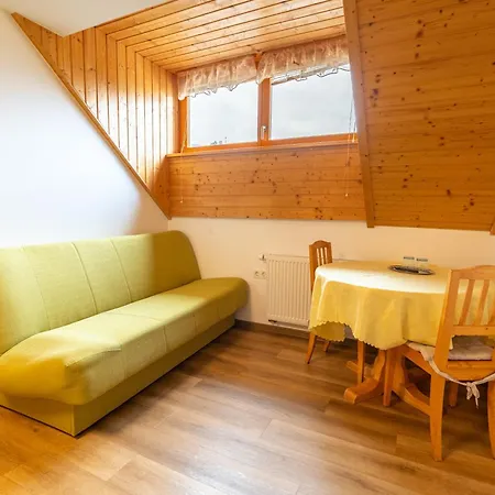 Rooms-apartments Pazlar Lejlighed Bled