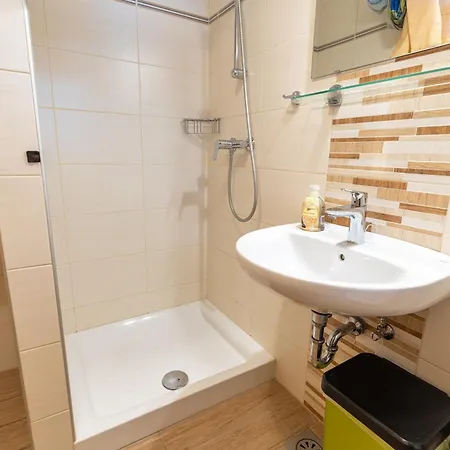 Rooms-apartments Pazlar Lejlighed Bled