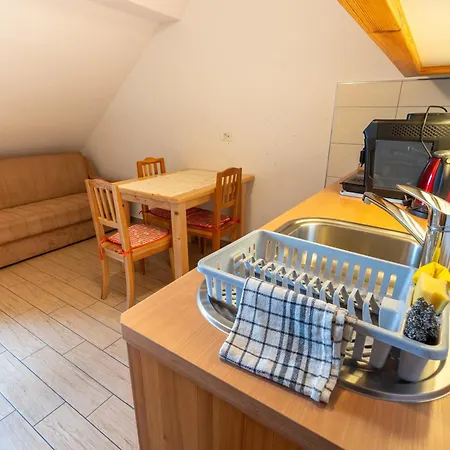 Rooms-apartments Pazlar *