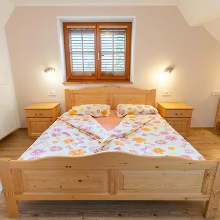 Rooms-apartments Pazlar