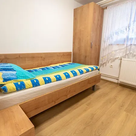 Lejlighed Rooms-apartments Pazlar