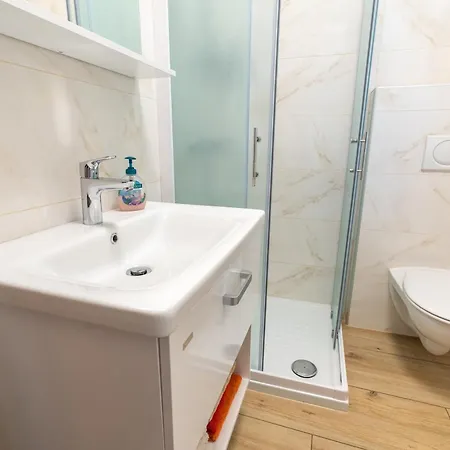 Rooms-apartments Pazlar Lejlighed *